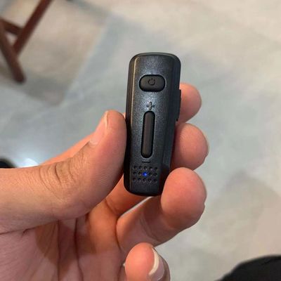 ZELLO ウォーキー・トークイイ イヤペイ ヘッドセット PTT マイクとブラック ボディガード