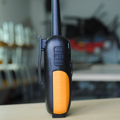 ハンドヘルドウォーキー・トーキー デュアルバンド VHF UHF ポータブルデジタルラジオ フルバッテリーインターフォン