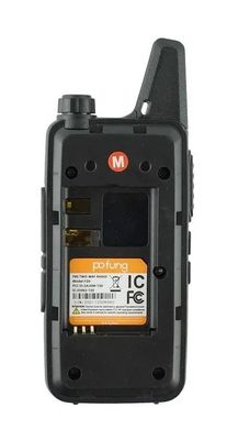 2W VHF ウォーキー・トッキーと6方向充電器で 遠距離通信が容易になりました