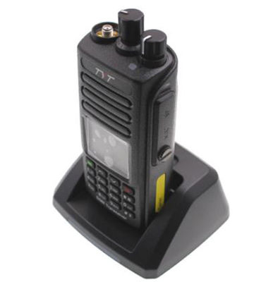 DMR ダブルバンド IP67 防水 GPS オプション100000 コンタクト 131mm*61mm*36mm デジタルラジオ