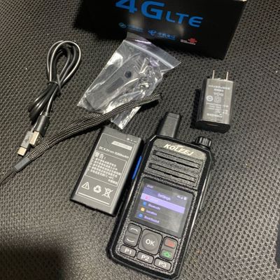 GPS WCDMA SIM カード WiFi Bluetooth と Zello ワイヤレス