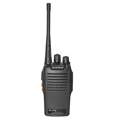ハンドヘルド UHF/HF ハムラジオ 1500mAhのバッテリーを持つダブルバンドトランシーバー