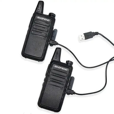 USB充電 二方向ラジオウォーキートーク 115*60*33mm デジタルモデル XIR P3688