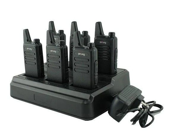 2W VHF ウォーキー・トッキーと6方向充電器で 遠距離通信が容易になりました