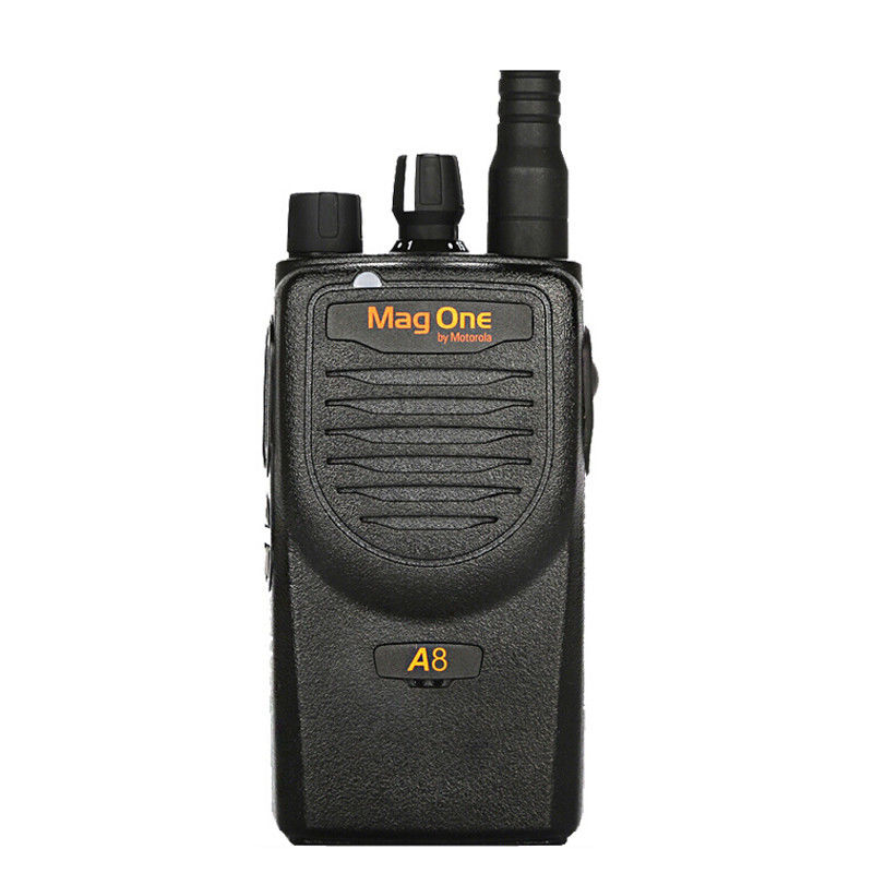 ハンドヘルド 5W 双方向ラジオ 50km 範囲 1200mAh バッテリー UHF/VHF 450-470MHz/136-150MHz